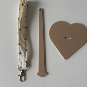 Lille hjerteformet garnholder til håndled & rejse