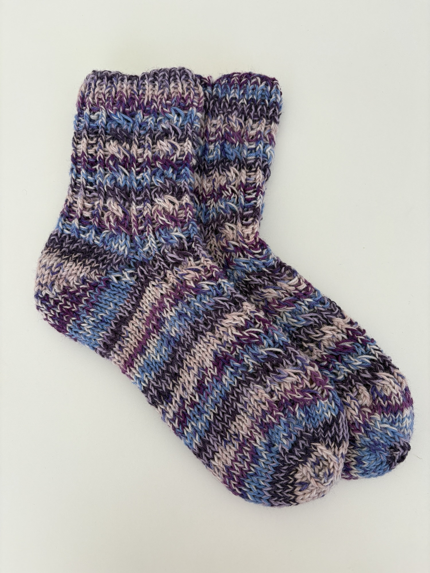 Ivy Twist Socks – opskrift