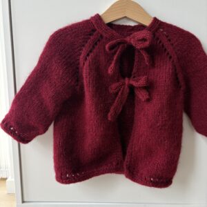 Willow Bow Cardigan – strikkeopskrift