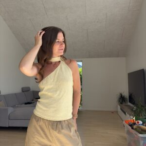 Canna Top | Strikkeopskrift på feminin sommertop