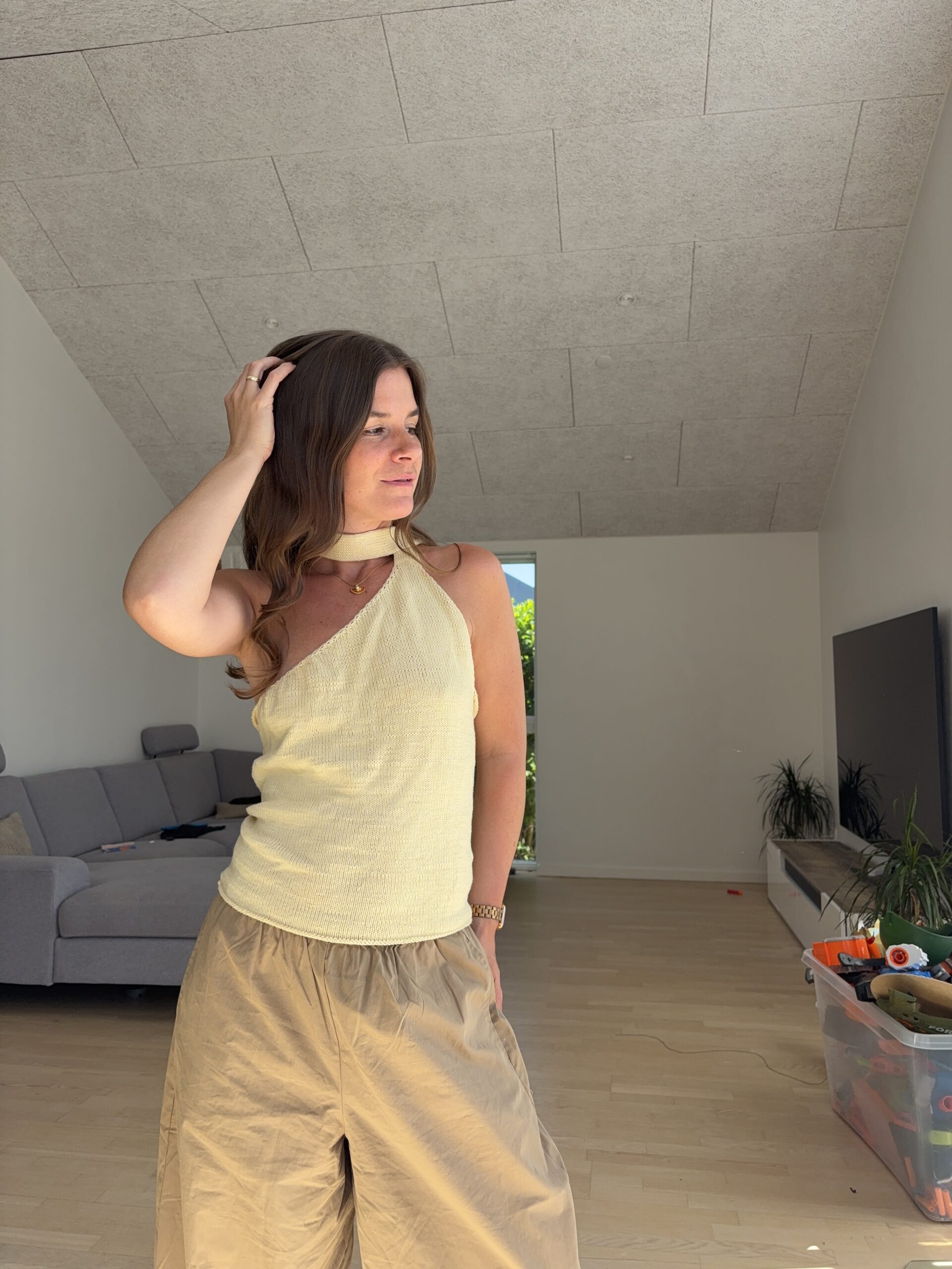 Canna Top | Strikkeopskrift på feminin sommertop